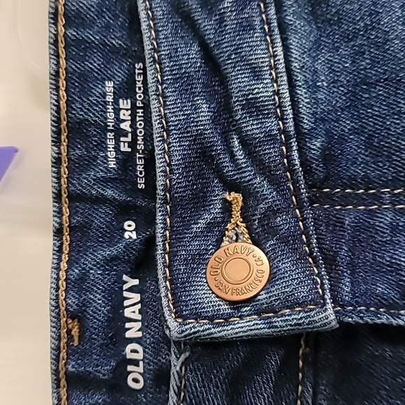 Old Navy sz 20 Flare - Picture 4 of 6